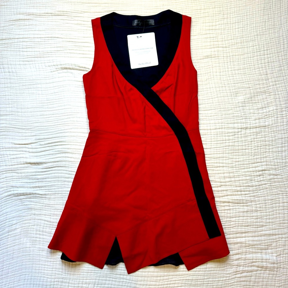 Proenza Schouler Mini Dress Asymmetrical Line V-neck Red and Black